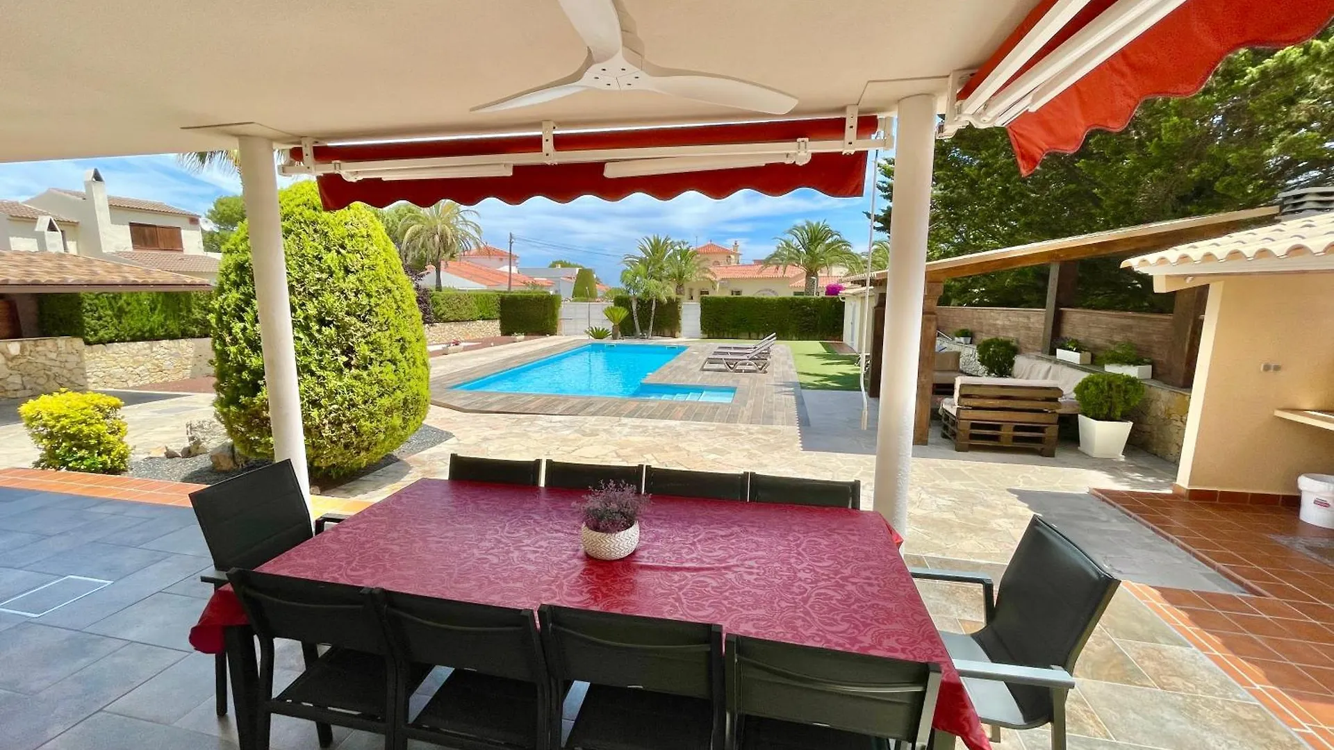 Villa Caleta Les Tres Cales 0*,